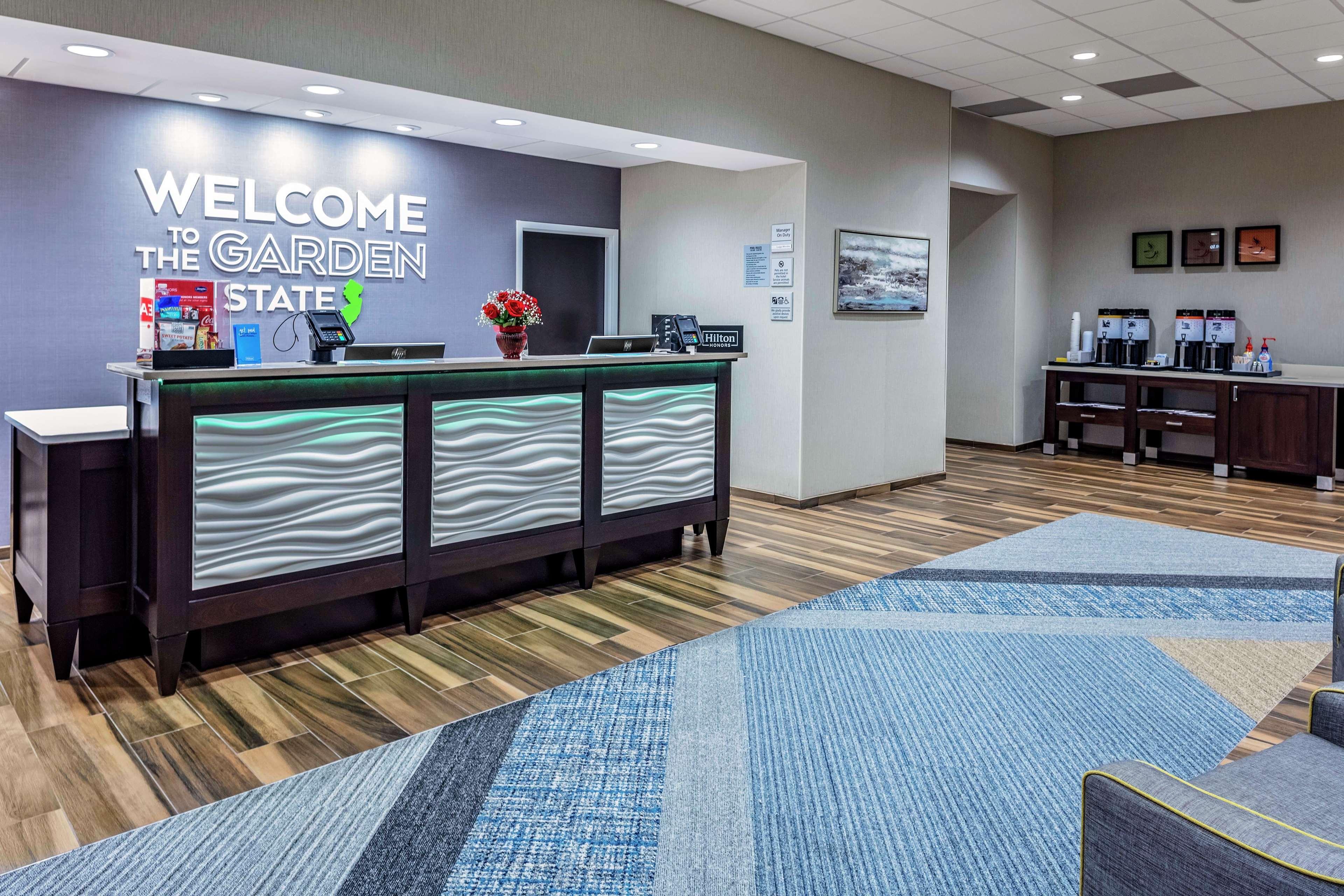 Hampton Inn Cranbury Exterior foto